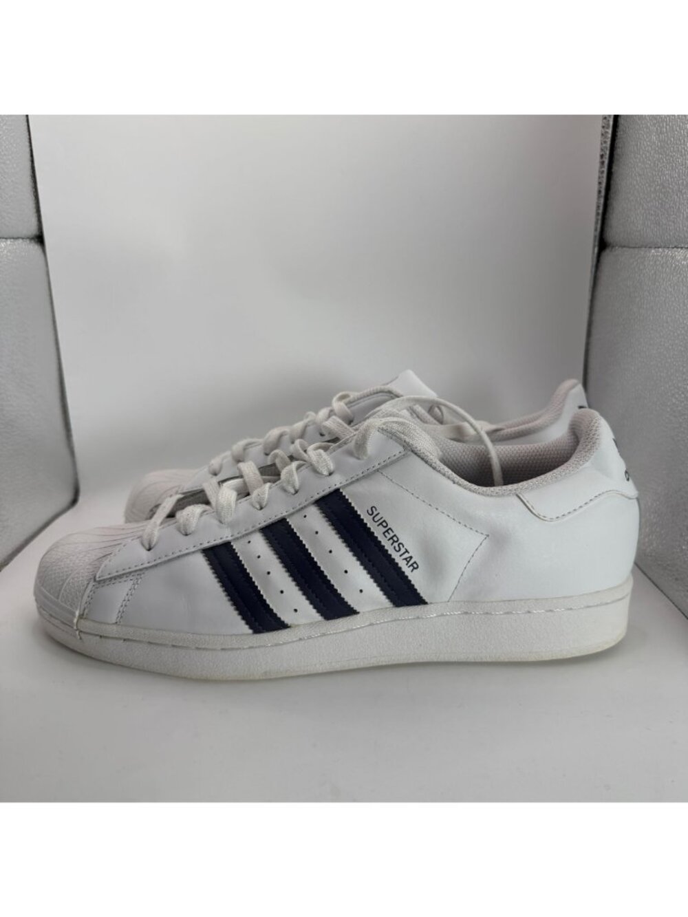 Adidas Superstar White & Navy Mens Sneakers Size 11 Classic Leather Shoes - Picture 4 of 8